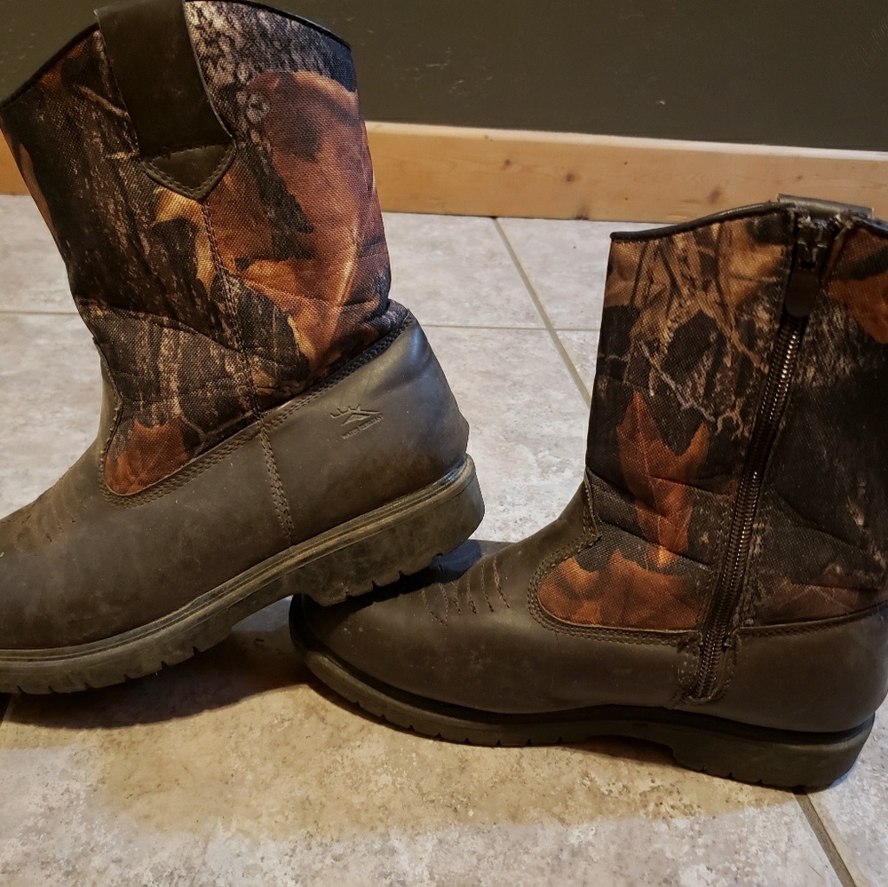 Camo cowboy boots